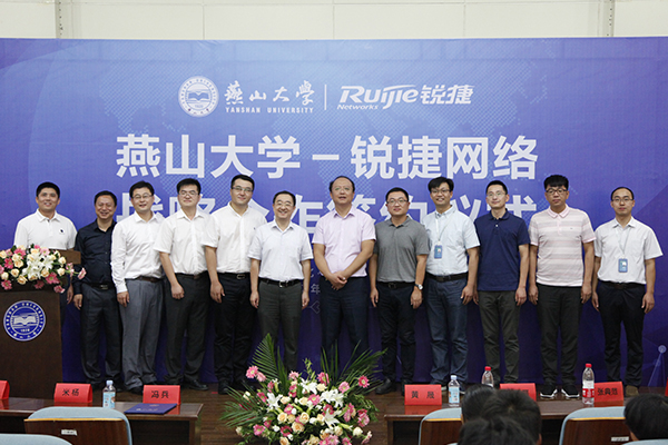 http://www.ysu.edu.cn/__local/3/F1/70/78DC72EF8395290D0E5182CAAD1_72A8B095_41CE9.jpg